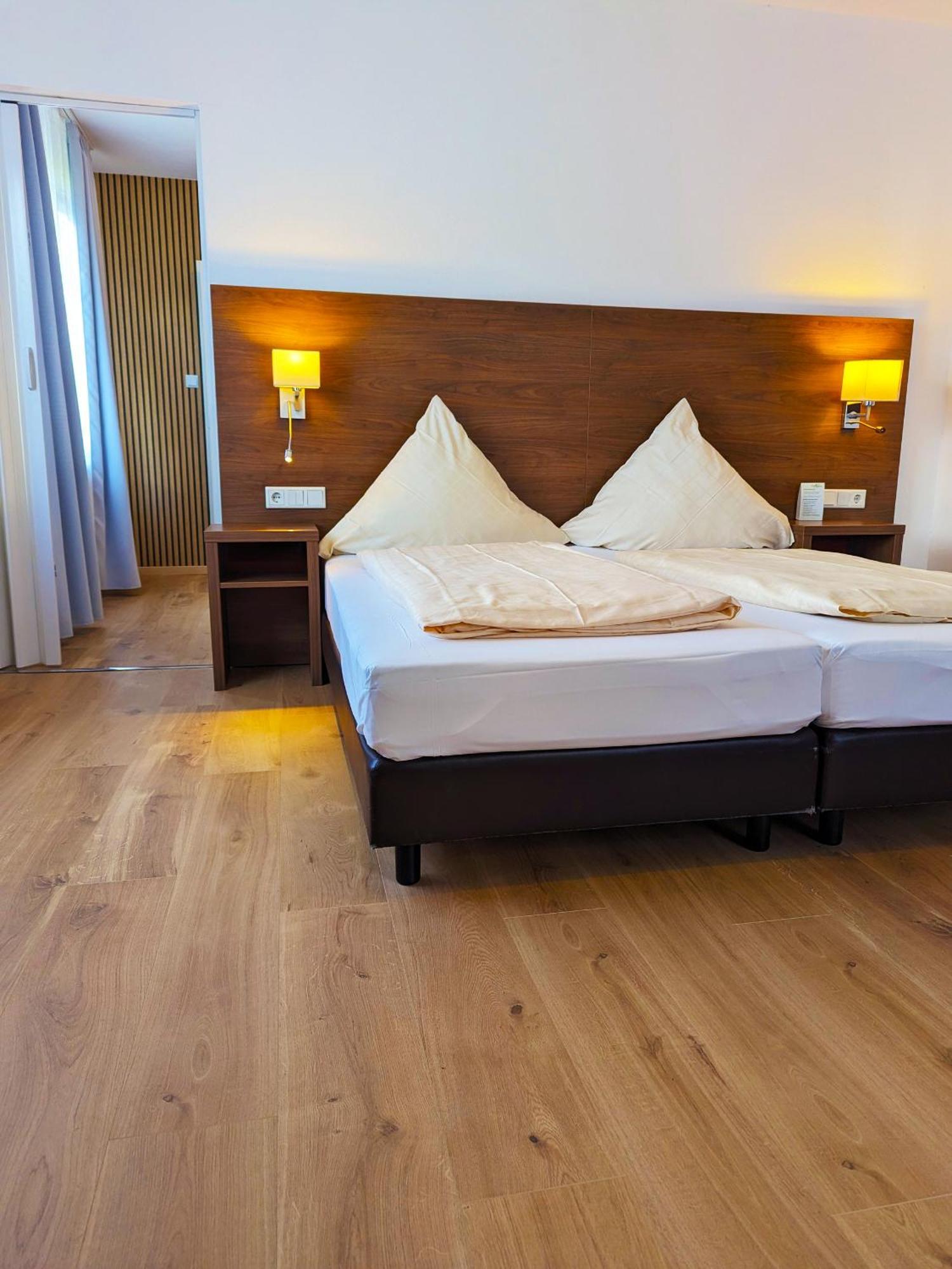 Hotel Berghof Wasserkuppe & Gaestehaus Fuldaquelle Gersfeld Dış mekan fotoğraf